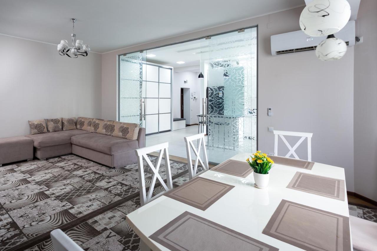 Oloy Apartment Tasjkent Buitenkant foto